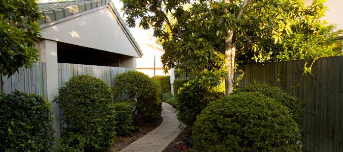 Walkway through complex