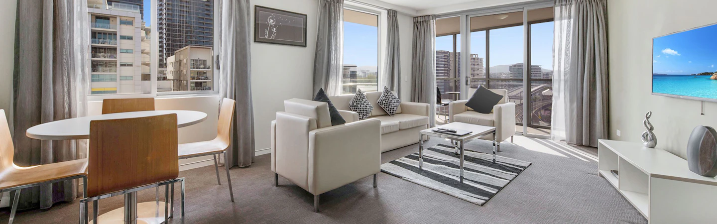 CAPIPON APARTMENTS